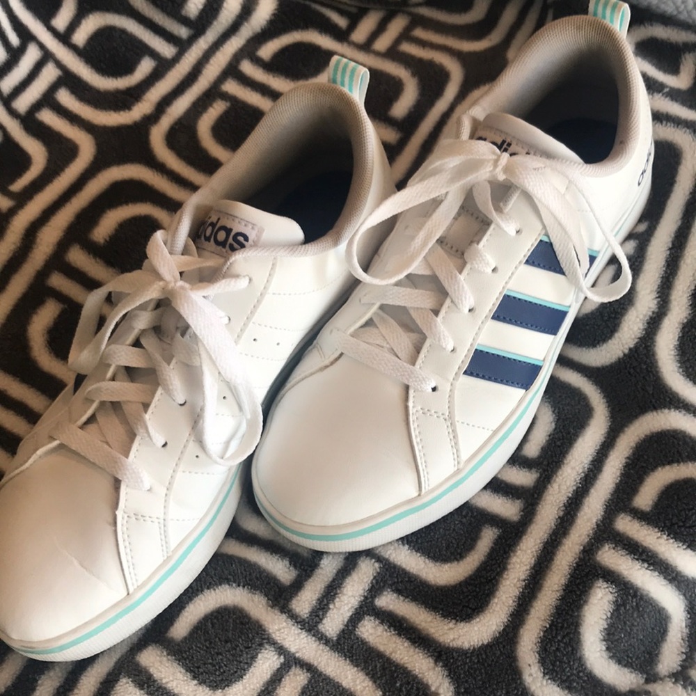 Adidas tennis shoes